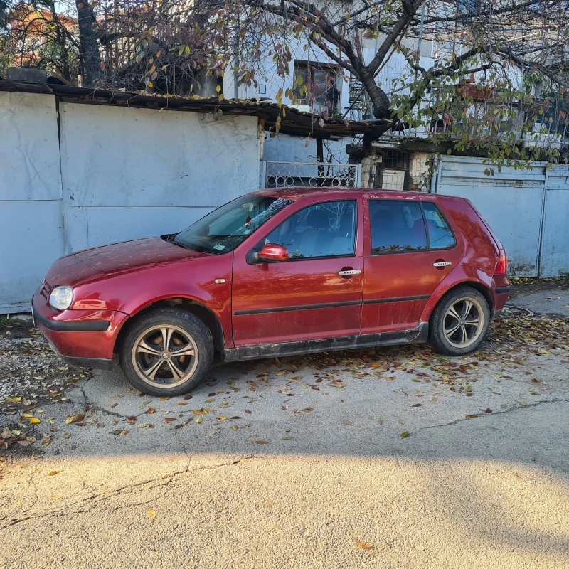 VW Golf 4, снимка 3 - Автомобили и джипове - 48070391