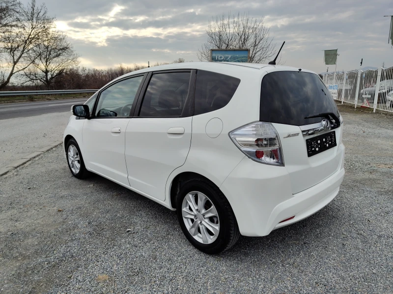 Honda Jazz  1.4 Hibrid EURO 5b Panorama , снимка 3 - Автомобили и джипове - 48145944