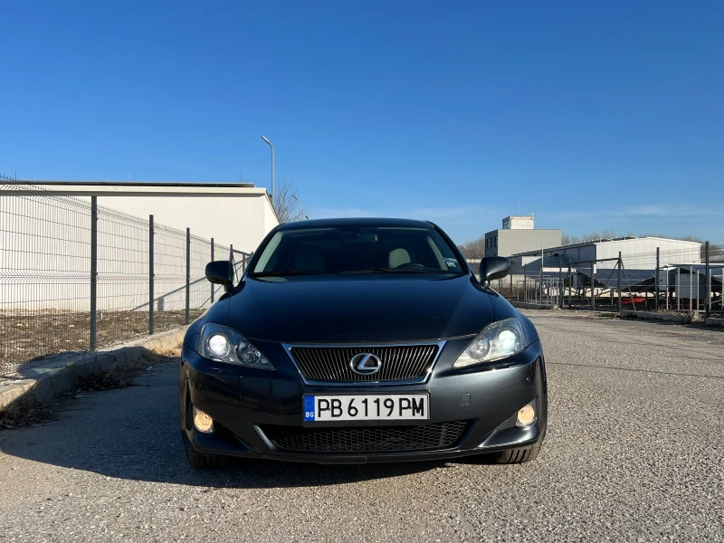 Lexus IS 220d, снимка 1 - Автомобили и джипове - 48558111