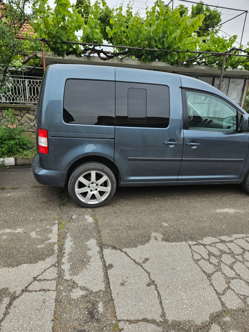 VW Caddy, снимка 7 - Автомобили и джипове - 48799015