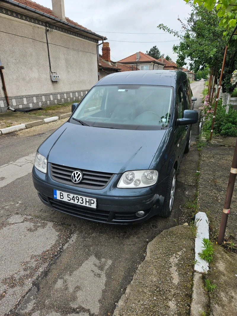 VW Caddy, снимка 1 - Автомобили и джипове - 48799015