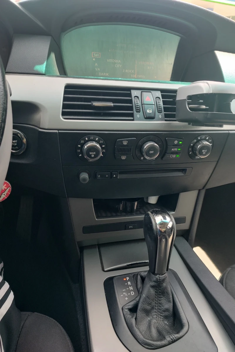 BMW 520, снимка 9 - Автомобили и джипове - 51816754