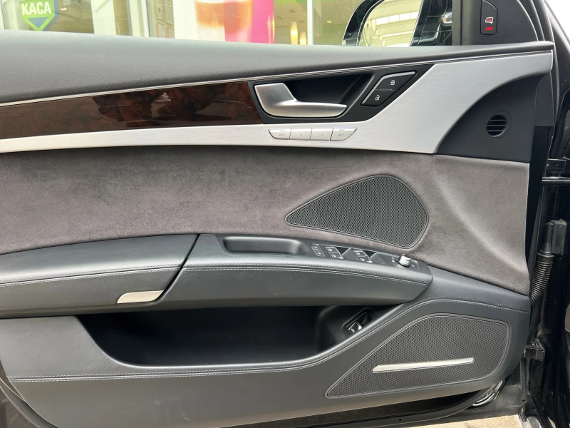 Audi A8 4.2 TDI/LONG/MATRIX/BOSE/PANO/HEAD UP/360/TV/, снимка 7 - Автомобили и джипове - 52390246