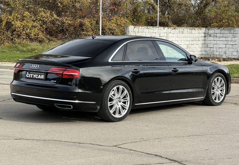 Audi A8 4.2 TDI/LONG/MATRIX/BOSE/PANO/HEAD UP/360/TV/, снимка 6 - Автомобили и джипове - 52390246