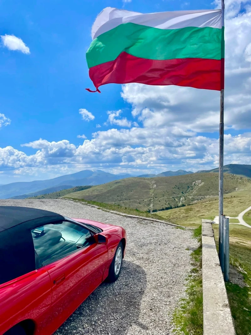 Chevrolet Camaro Convertible, снимка 5 - Автомобили и джипове - 52677880