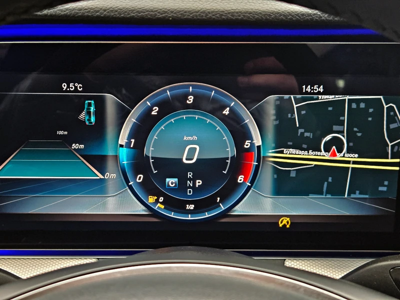 Mercedes-Benz E 220 AMG/9G/DIGI/GERMANY/360CAM/PАNO/ПОДГР/CAR PLAY/LIZ, снимка 10 - Автомобили и джипове - 52696531