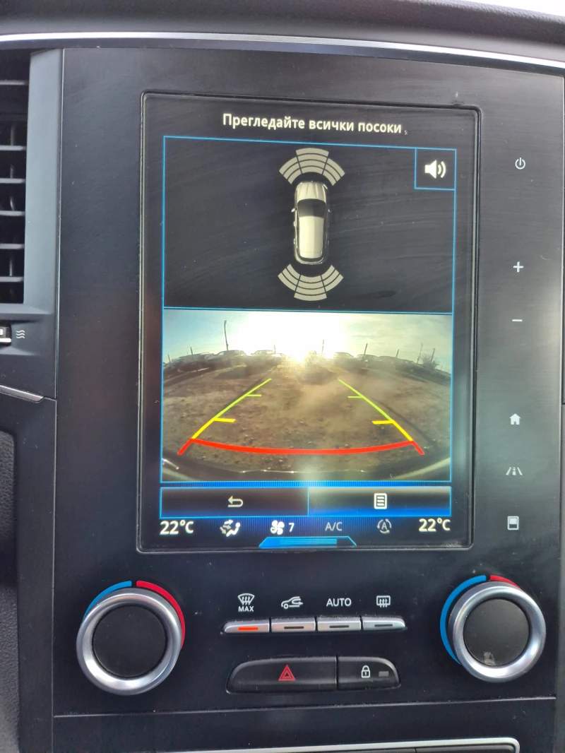 Renault Megane 1.5DCI Автомат, снимка 16 - Автомобили и джипове - 52845058