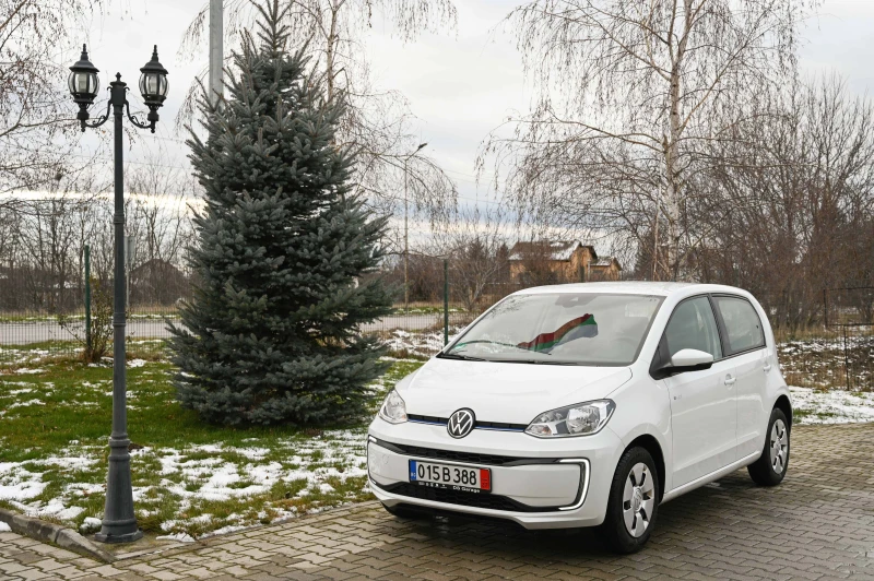 VW Up E-UP* 36.8KW* Germany, снимка 17 - Автомобили и джипове - 53056064