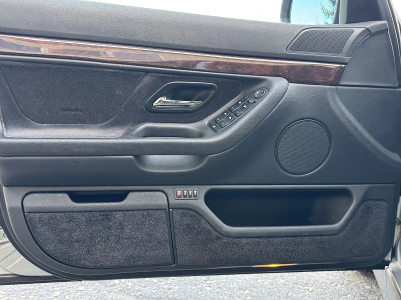 BMW 740 4.4, снимка 13 - Автомобили и джипове - 53577945