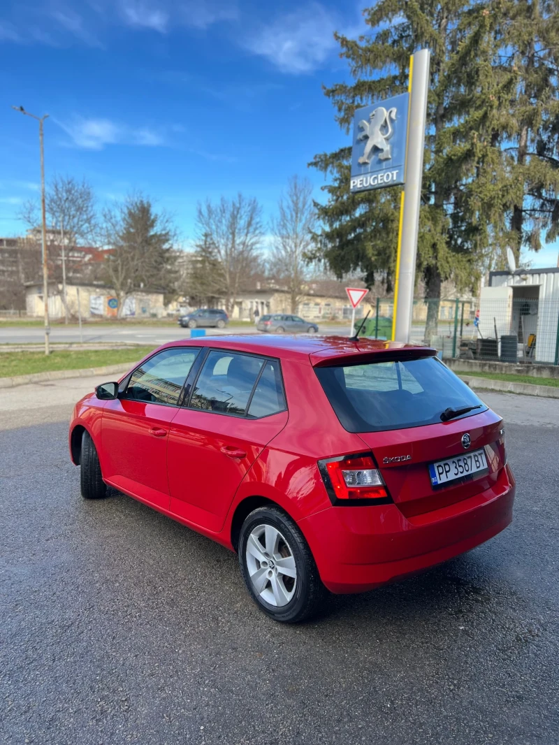 Skoda Fabia MPI/EURO 6, снимка 4 - Автомобили и джипове - 53599478