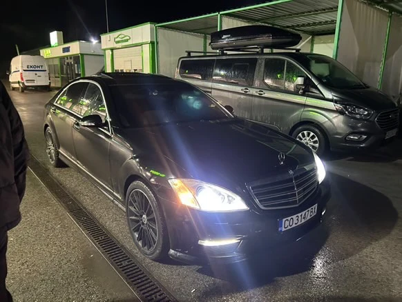 Mercedes-Benz S 500 Колата има клапа за звук на дистанционно - изображение 10