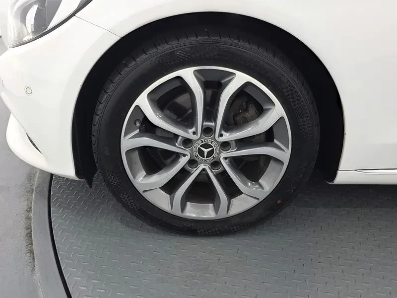 Mercedes-Benz C 200 САМО 30% АВАНС, снимка 5 - Автомобили и джипове - 55947062