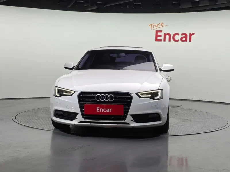Audi A5 2.0 TDI Quattro - САМО 30% АВАНС, снимка 6 - Автомобили и джипове - 56003351