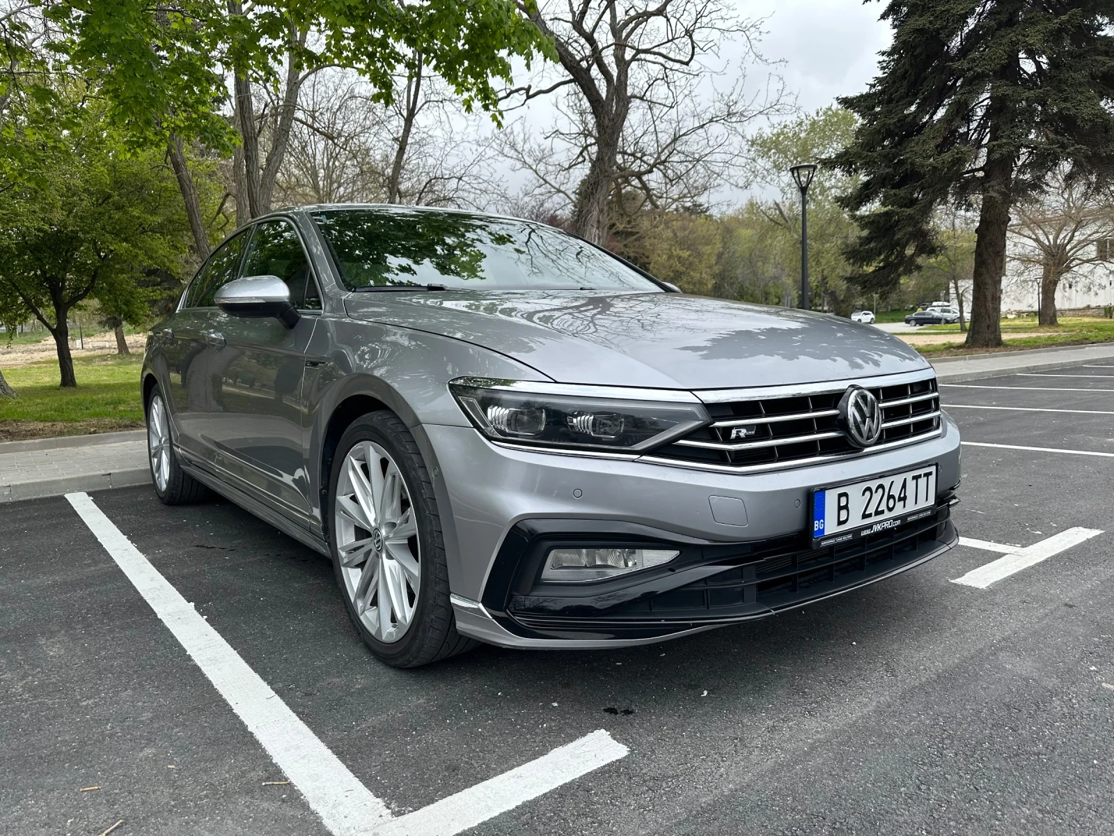 VW Passat R-line TSI 2.0 190 кс - изображение 2