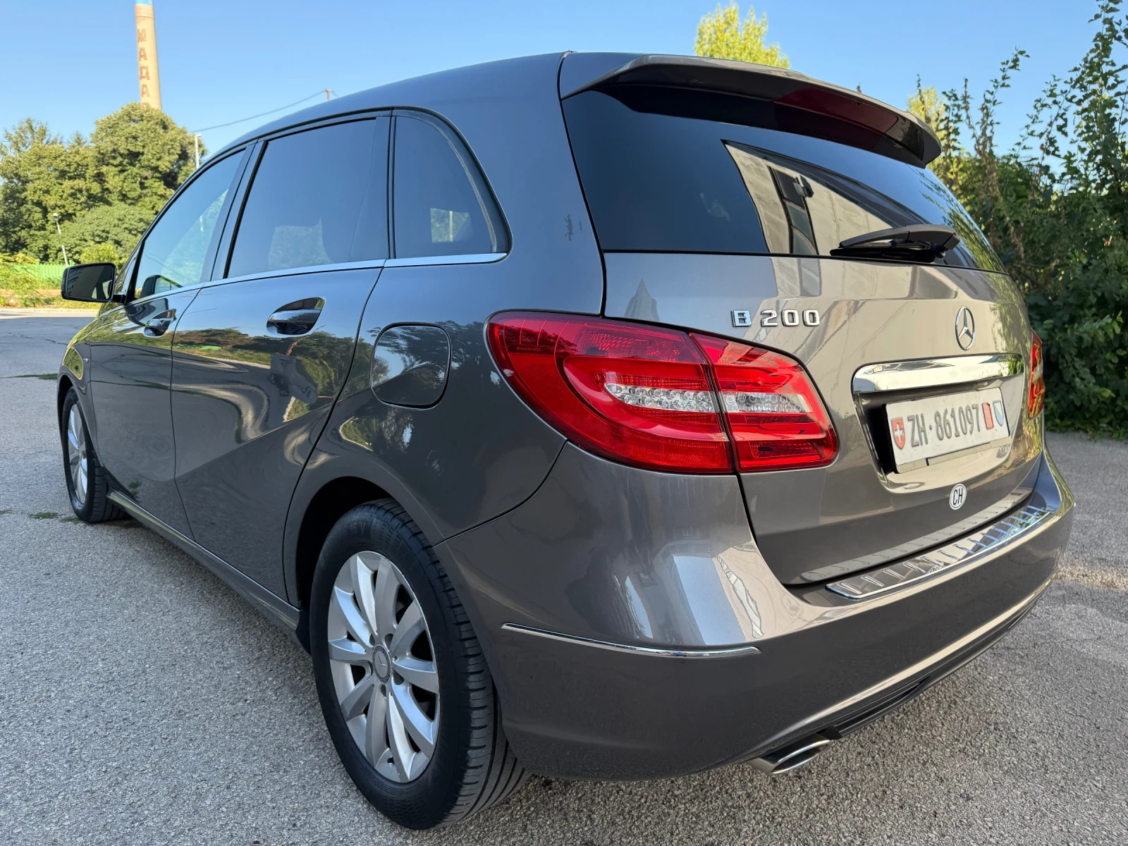 Mercedes-Benz B 200 i / AUTOMATIC - изображение 5