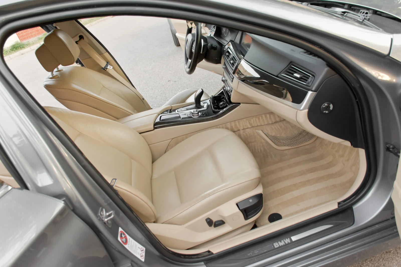 BMW 523 * Sport* 3.0 - изображение 10