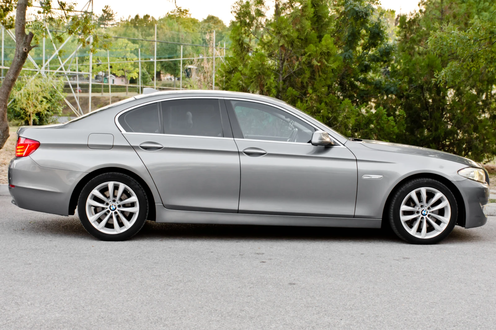 BMW 523 * Sport* 3.0 - изображение 8