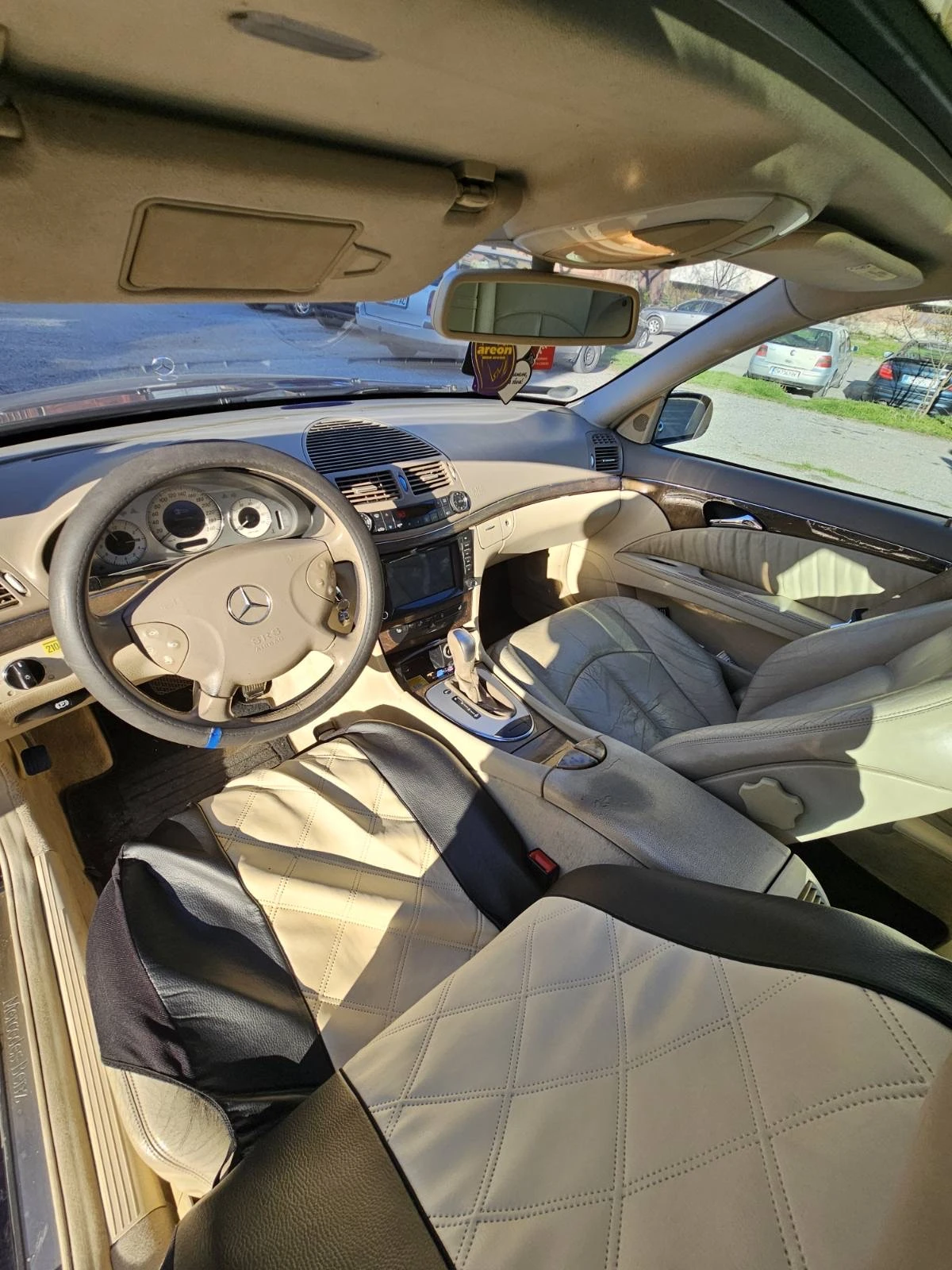 Mercedes-Benz E 320 Avantgarde 3.2 V6 - изображение 3