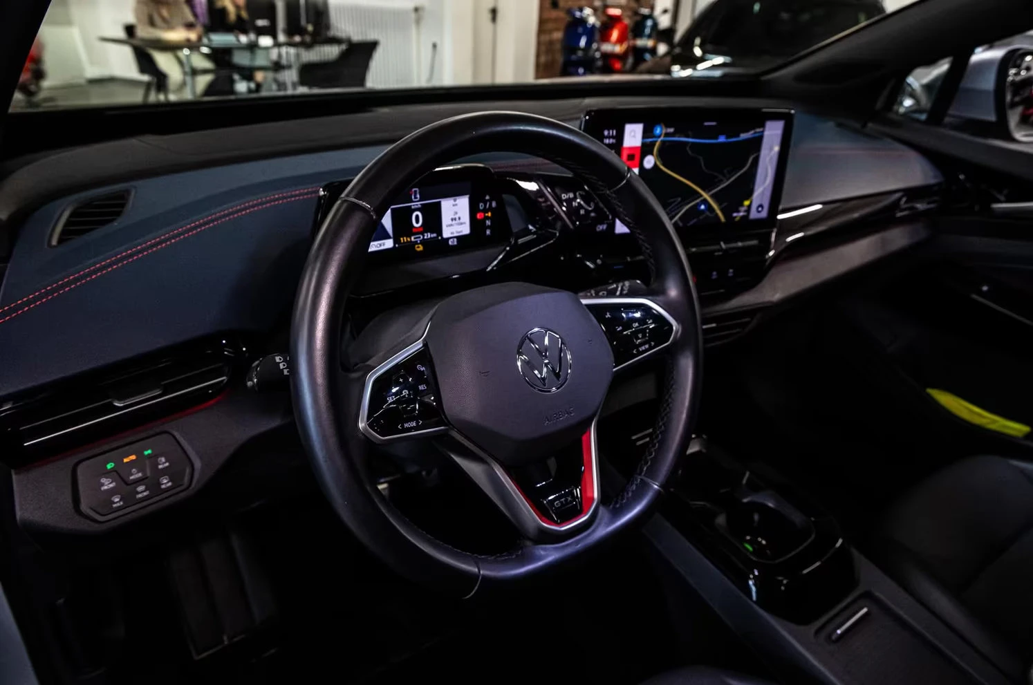 VW ID.4 GTX/299HP/4M/PANO/HUD/MATRIX/DIGI/535g | Mobile.bg   12