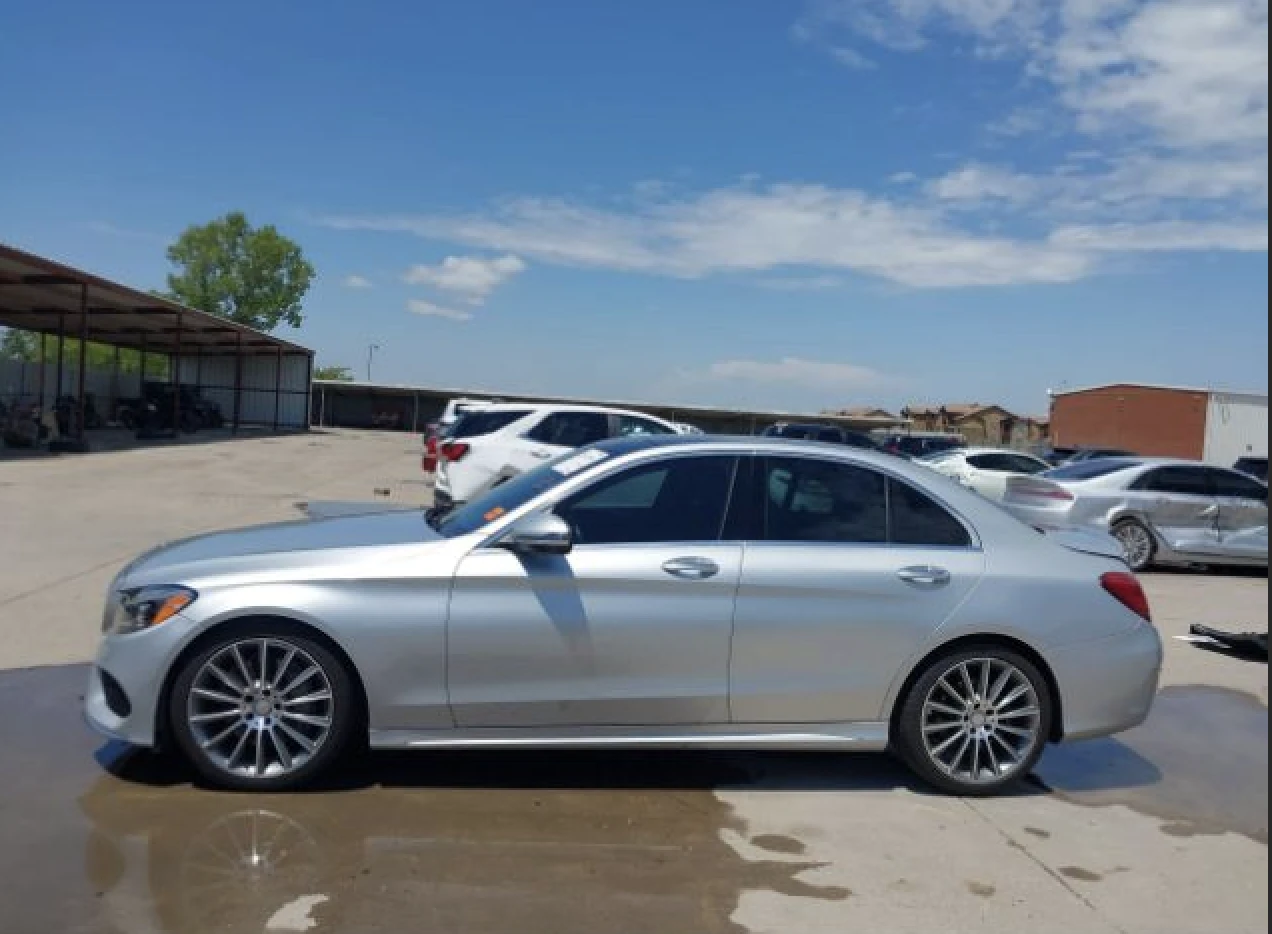 Mercedes-Benz C 300 AMG pack, Burmester, Keyless, подгреви,  - изображение 6