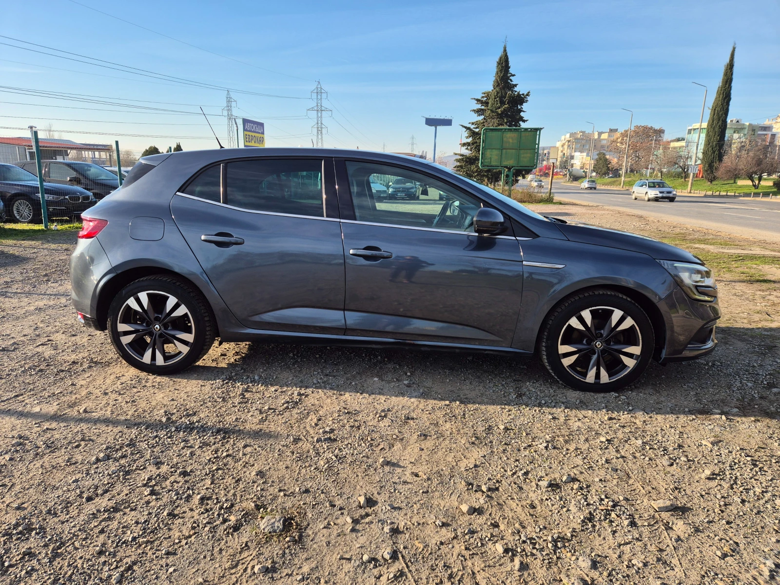 Renault Megane 1.5DCI Автомат - изображение 6