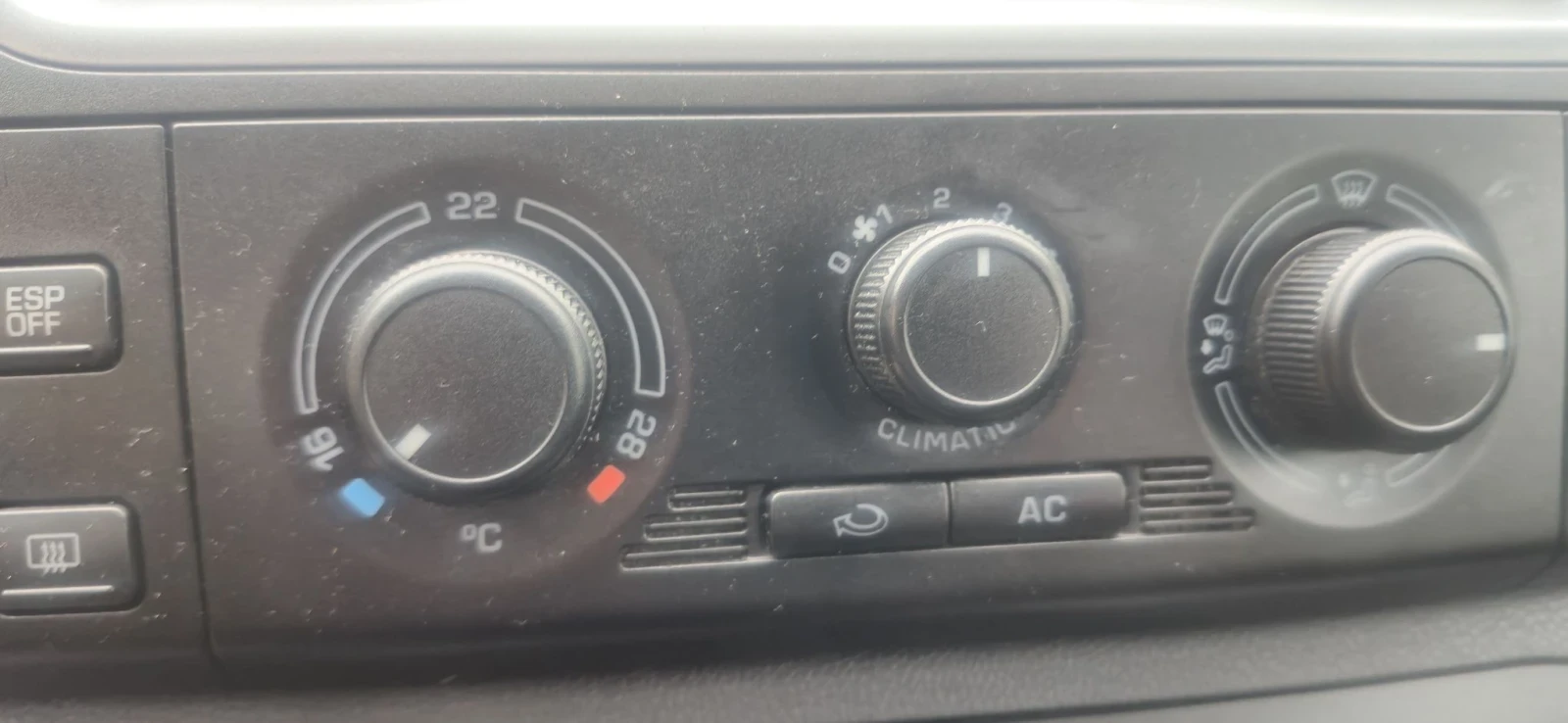 Skoda Fabia 1.9, снимка 10 - Автомобили и джипове - 55003181