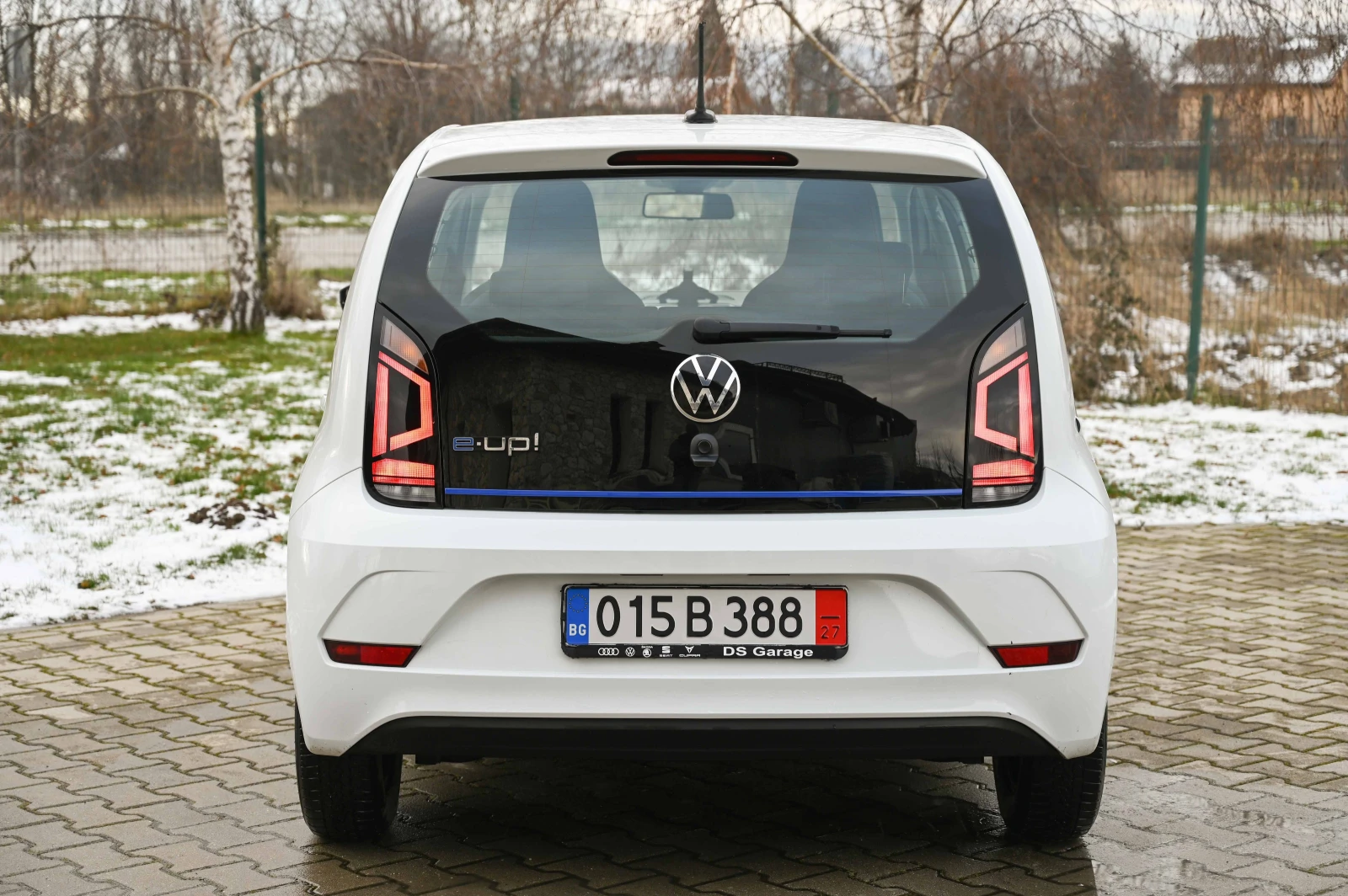 VW Up E-UP* 36.8KW* Germany - изображение 6