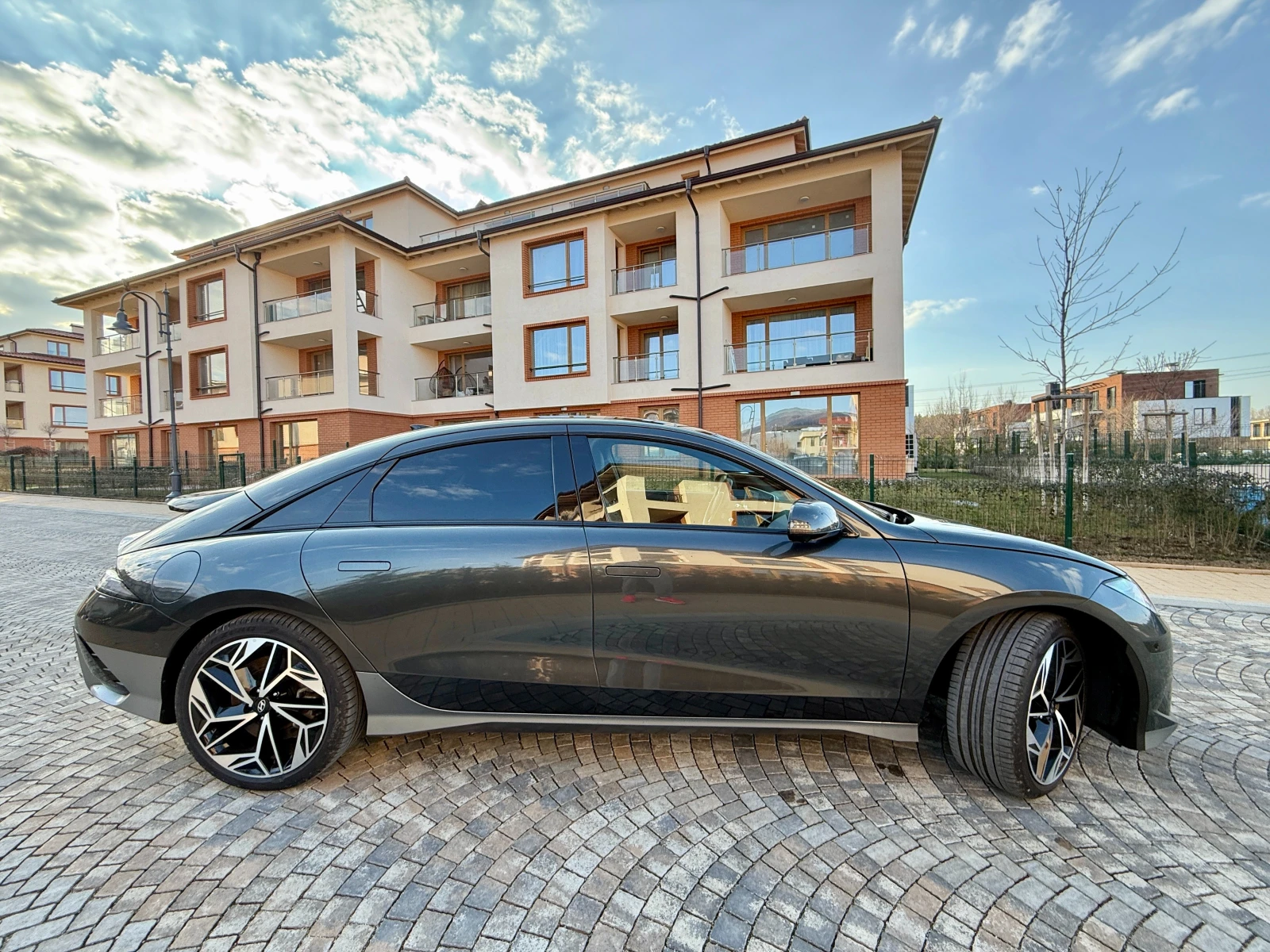 Hyundai Ioniq 6 77kWh Uniq RWD | Mobile.bg � ����������� 7