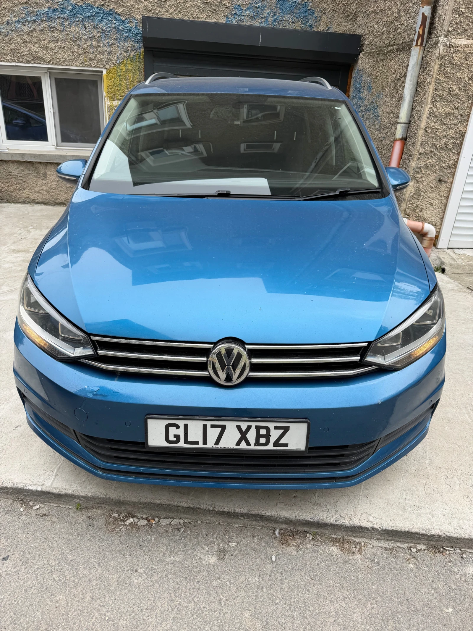 VW Touran, снимка 3 - Автомобили и джипове - 54356315