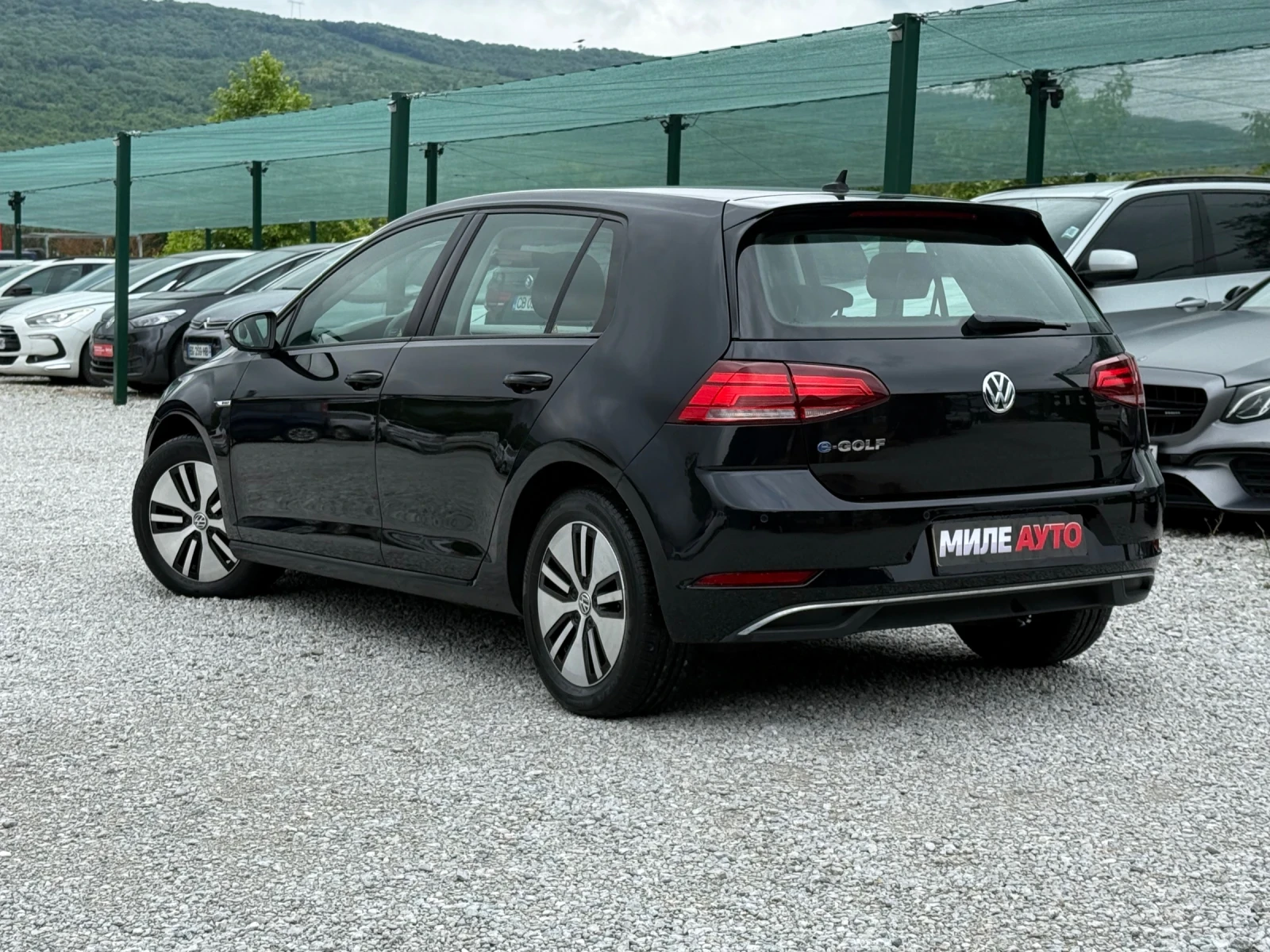 VW Golf 36kWh Термопомпа Гаранция , снимка 4 - Автомобили и джипове - 54666508