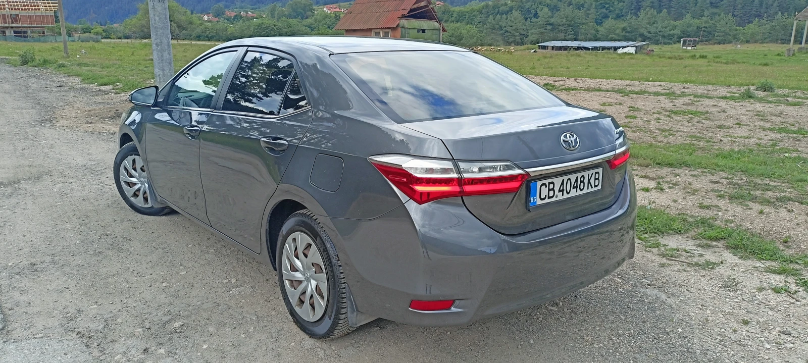 Toyota Corolla 1.6 132кс фейслифт/Камера/Автопилот/Line Assist, снимка 12 - Автомобили и джипове - 55174517