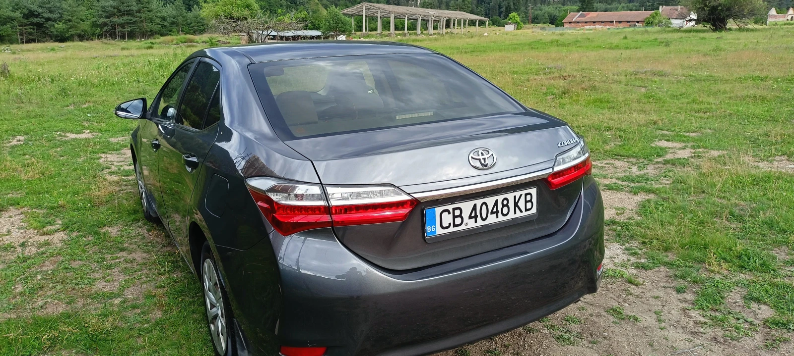 Toyota Corolla 1.6 132кс фейслифт/Камера/Автопилот/Line Assist, снимка 3 - Автомобили и джипове - 55174517