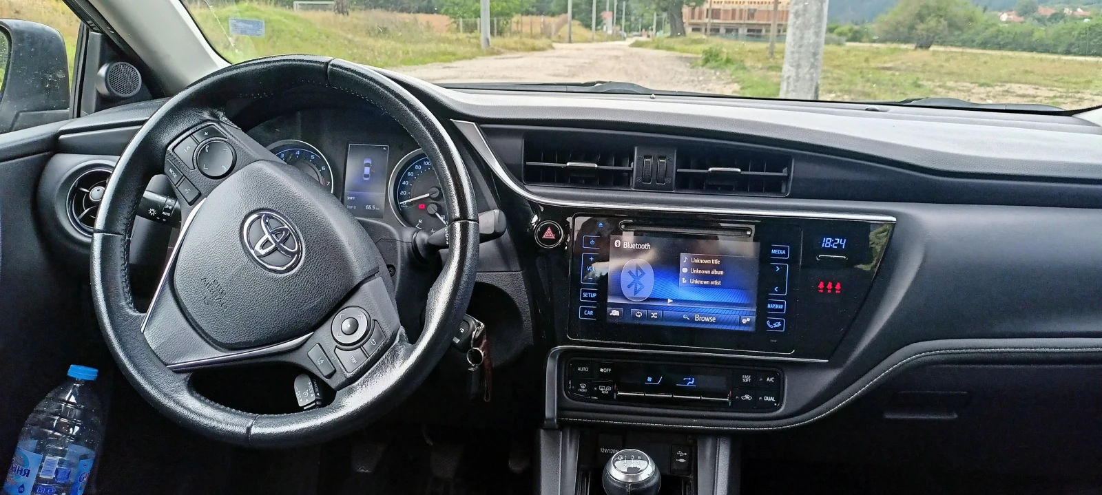 Toyota Corolla 1.6 132кс фейслифт/Камера/Автопилот/Line Assist, снимка 7 - Автомобили и джипове - 55174517