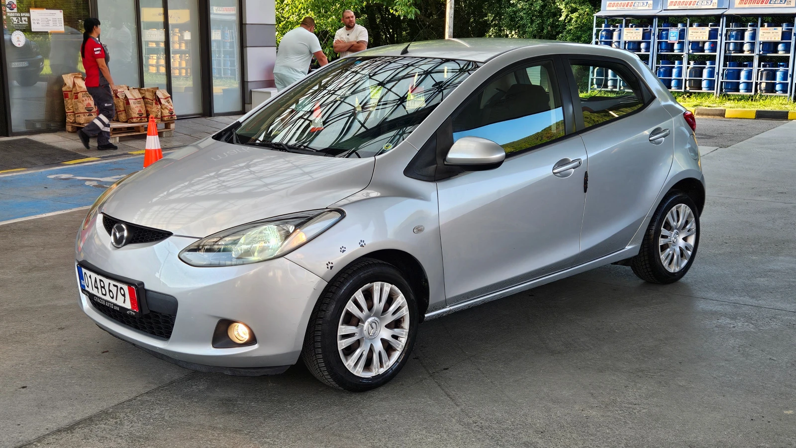 Mazda 2 1.4 Hdi KLIMA/TOP SUSTOQNIE, снимка 2 - Автомобили и джипове - 55438638