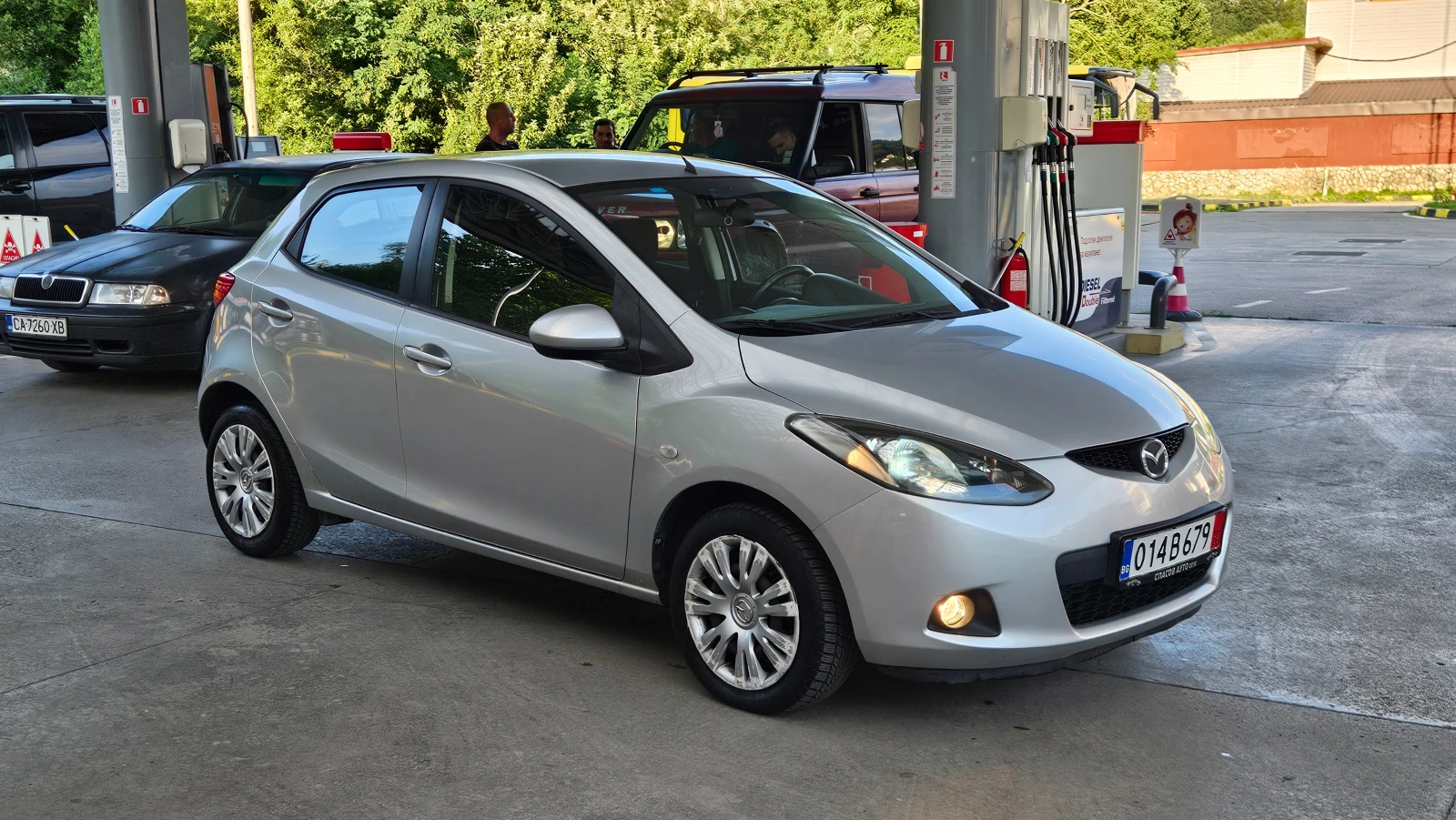Mazda 2 1.4 Hdi KLIMA/TOP SUSTOQNIE, снимка 8 - Автомобили и джипове - 55438638