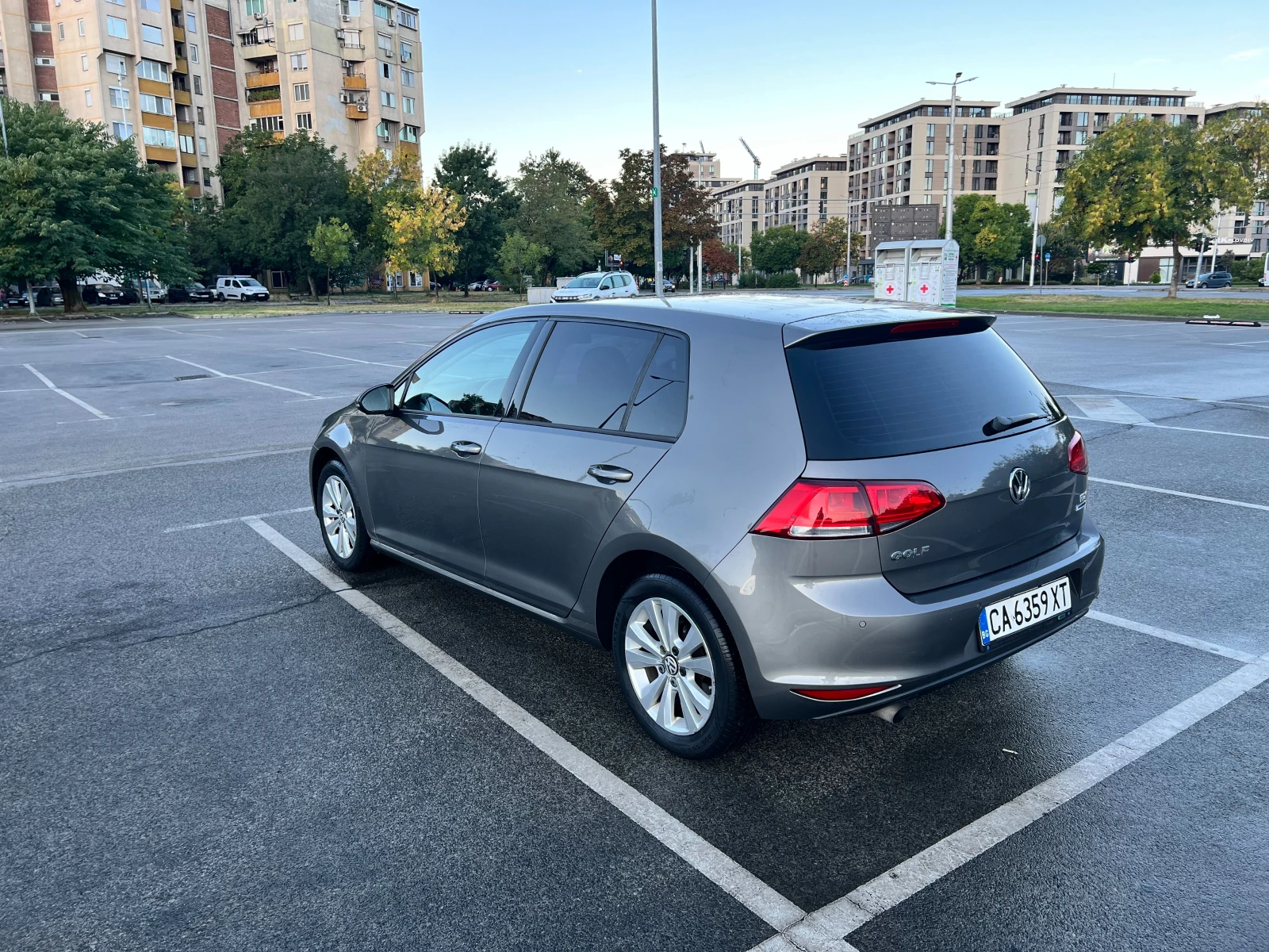 VW Golf, снимка 3 - Автомобили и джипове - 56248143
