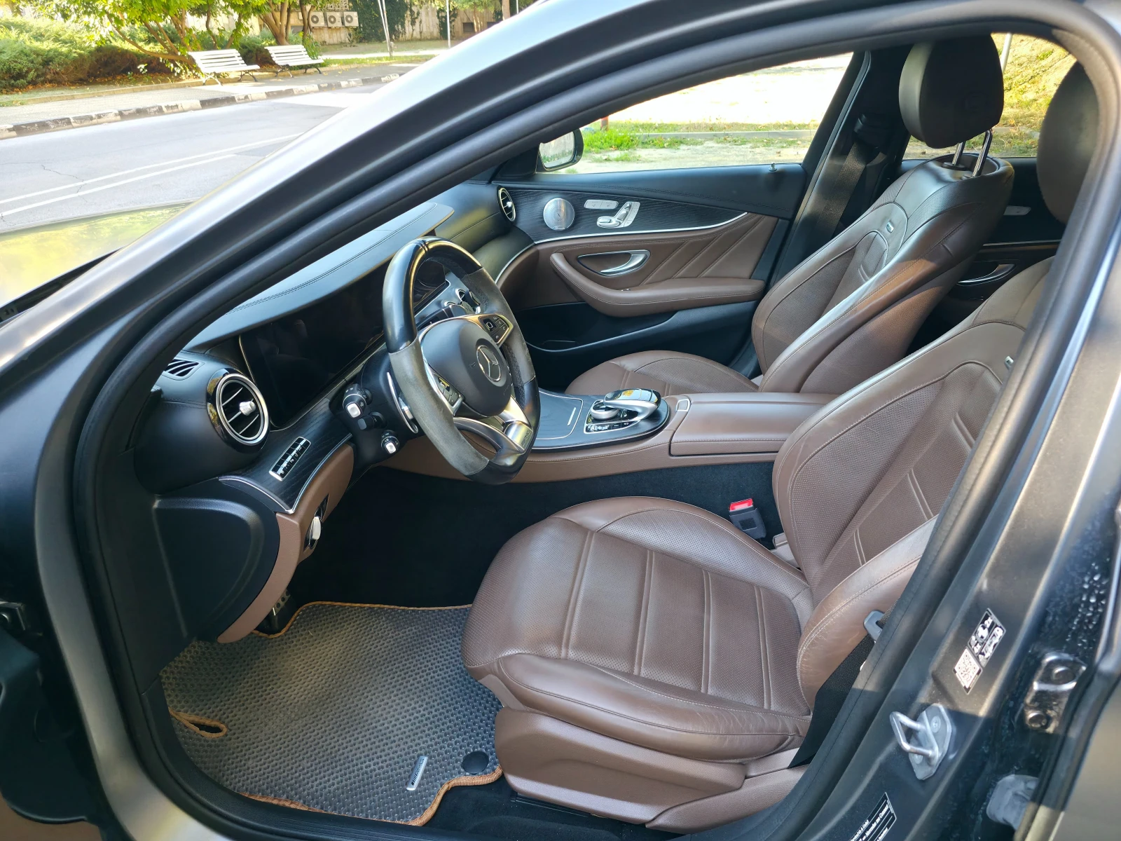 Mercedes-Benz E 43 AMG, снимка 7 - Автомобили и джипове - 56425675
