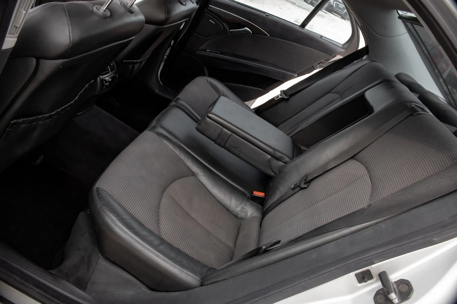 Mercedes-Benz E 270 Avangarde  | Mobile.bg � ����������� 11