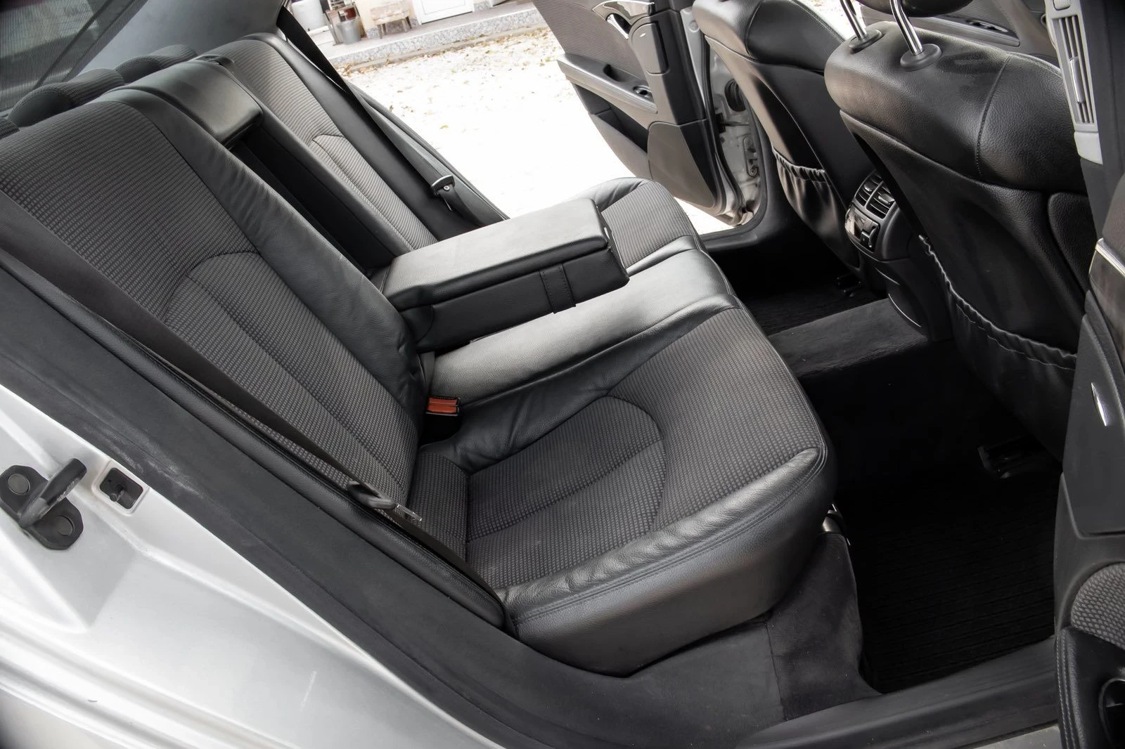 Mercedes-Benz E 270 Avangarde  | Mobile.bg � ����������� 12