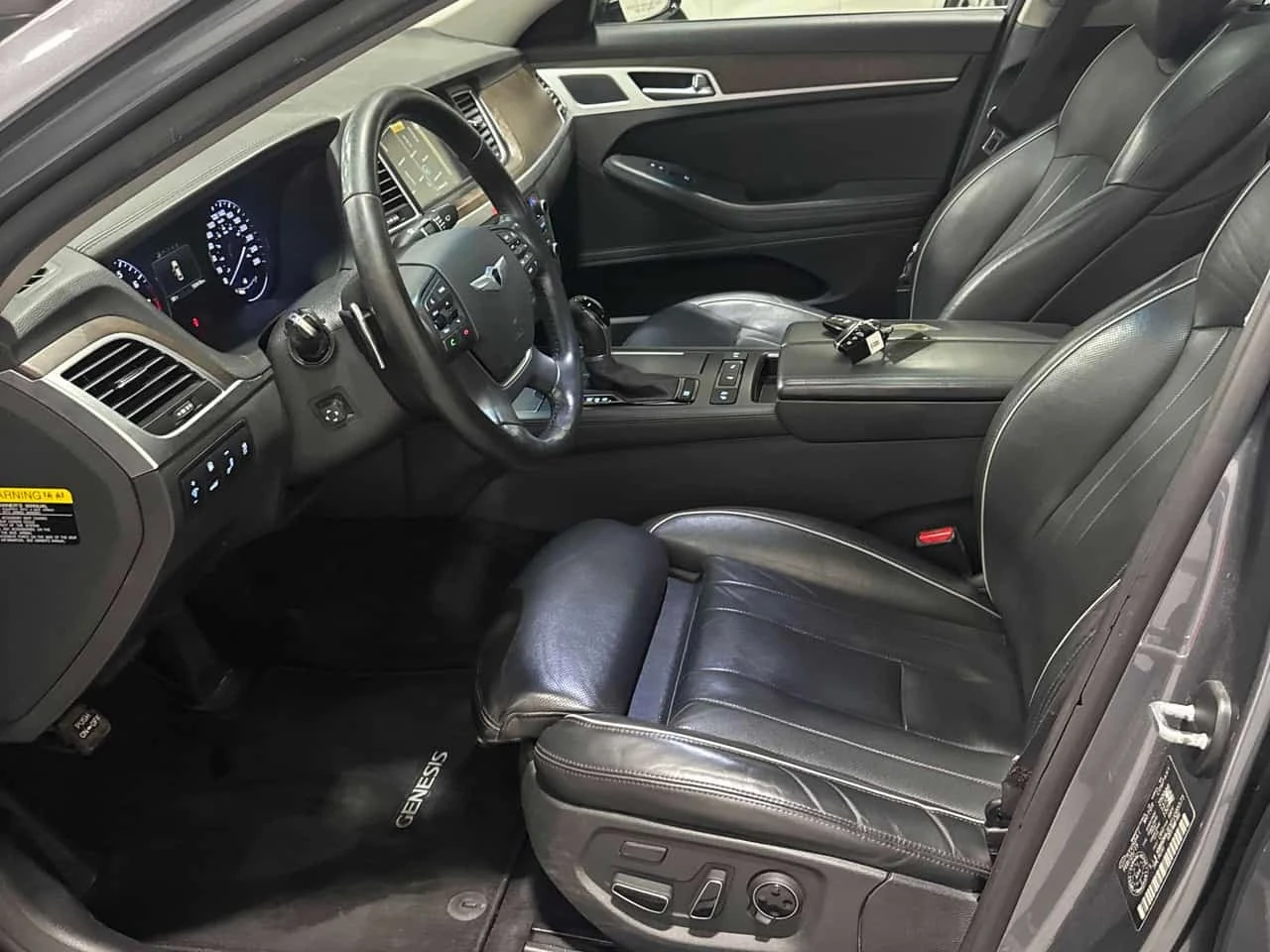 Hyundai Genesis Luxury * CARFAX * ���� * ������� * ���������� *  | Mobile.bg � ����������� 15