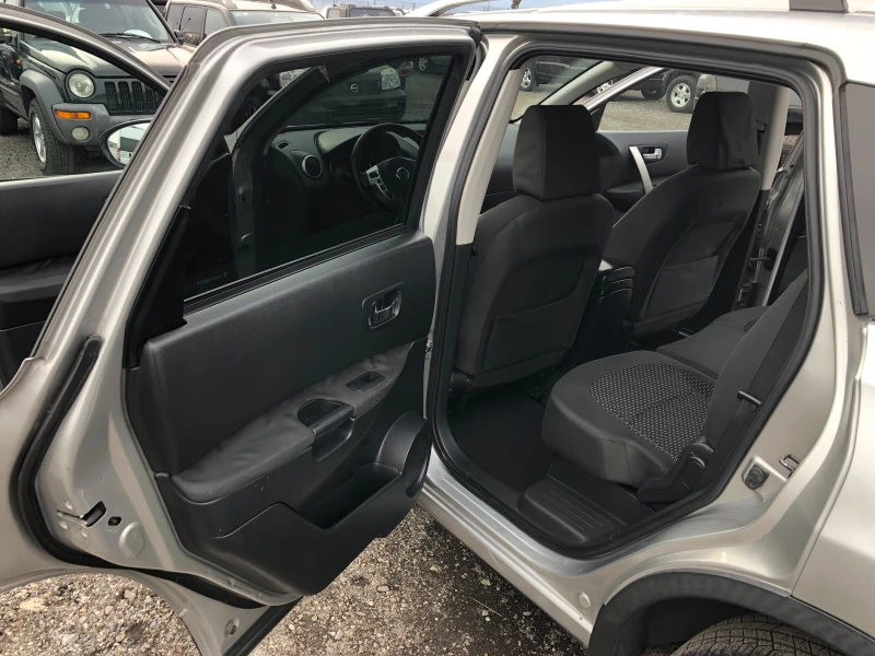 Nissan Qashqai 1.5 DCI ITALIA PANORAMA, снимка 10 - Автомобили и джипове - 48591526