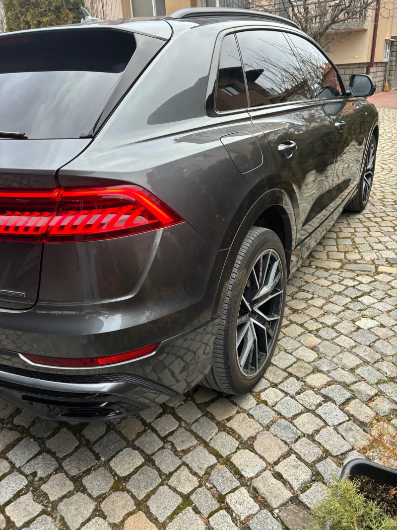 Audi Q8 TFSI, снимка 3 - Автомобили и джипове - 53169337