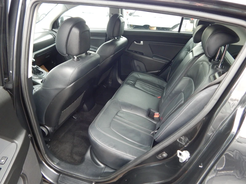 Kia Sportage 1.7CRDI* 156000km.* , снимка 15 - Автомобили и джипове - 53284651