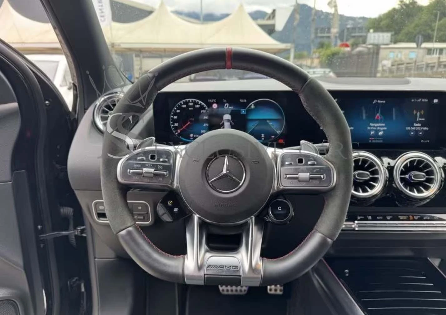 Mercedes-Benz GLA 45 AMG S* 4MATIC* CARBON*  - изображение 6
