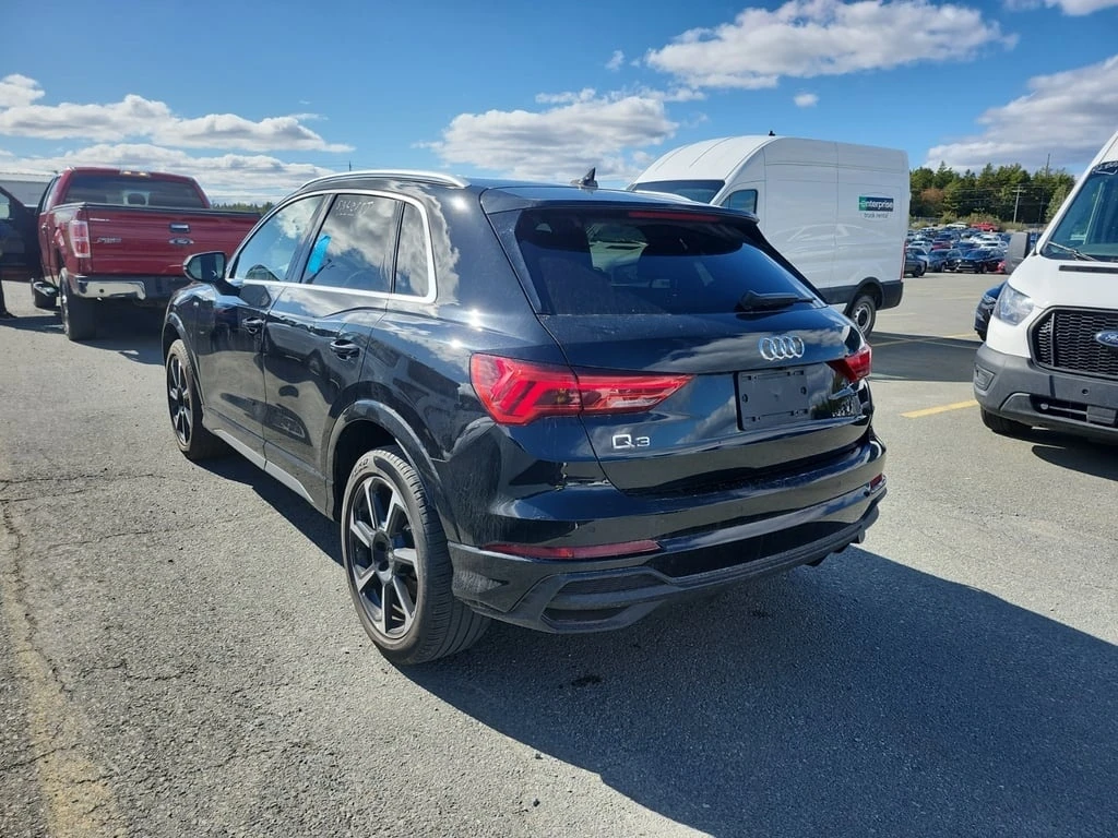 Audi Q3 * PROGRESSIV * CARFAX * БЕЗ ПЪРВОНАЧАЛНА ВНОСКА - изображение 4