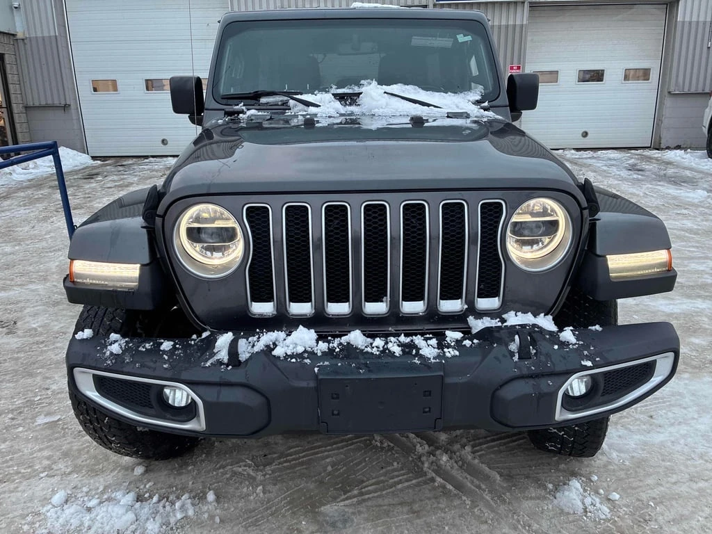 Jeep Wrangler 2018 Sahara * CARFAX * БЕЗ ПЪРВОНАЧАЛНА ВНОСКА - изображение 2