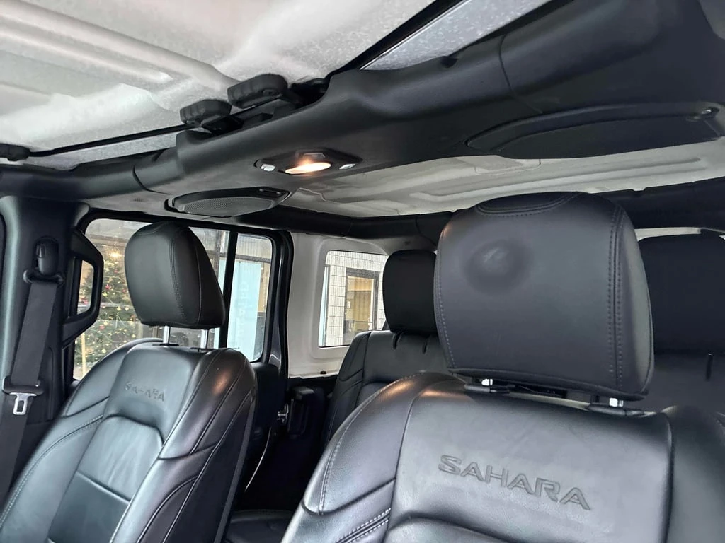 Jeep Wrangler 2018 Sahara * CARFAX * БЕЗ ПЪРВОНАЧАЛНА ВНОСКА - изображение 10