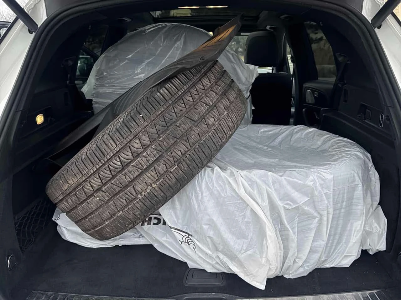 Mercedes-Benz GLE 53 4MATIC /DISTRONIC/360/BURMESTER/HUD, снимка 12 - Автомобили и джипове - 54060663