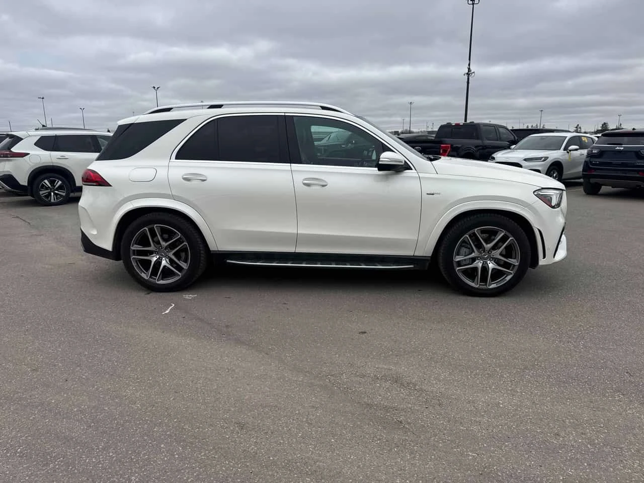 Mercedes-Benz GLE 53 4MATIC /DISTRONIC/360/BURMESTER/HUD, снимка 3 - Автомобили и джипове - 54060663