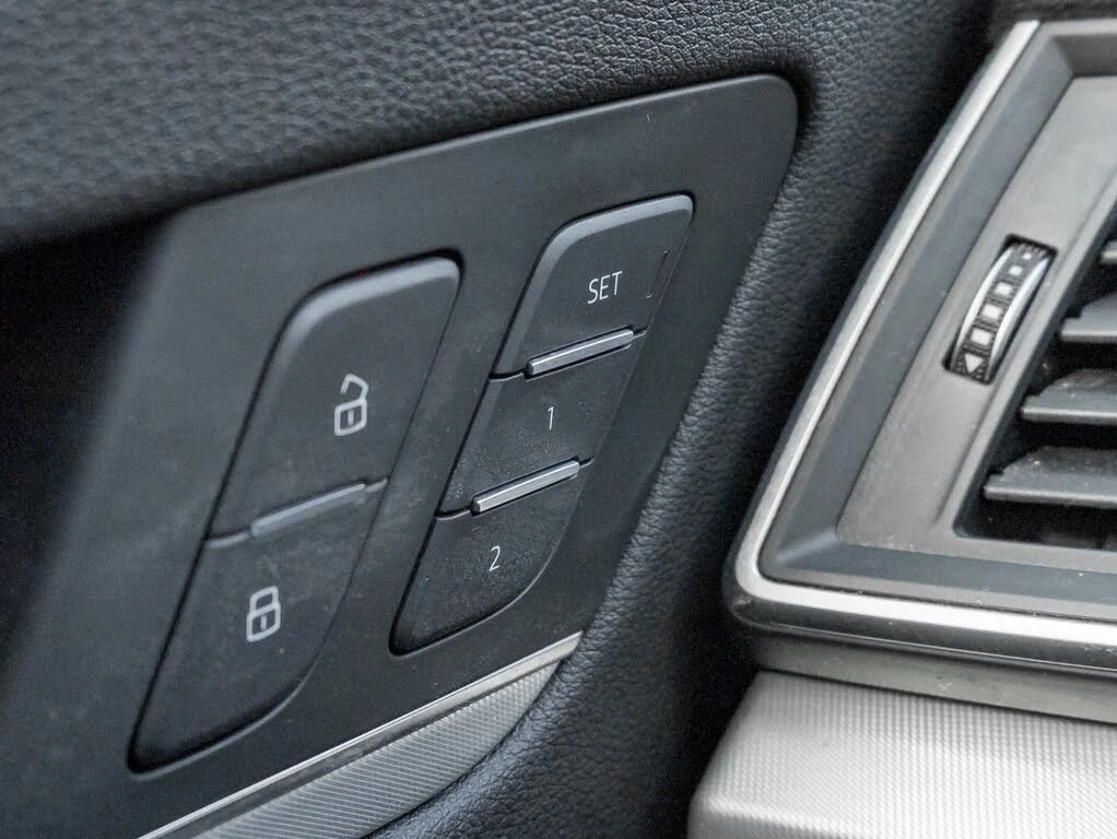 Audi Q5 ТОП ЦЕНА * HeadUp* АвтоКредит * (ЦЕНА ДО БГ), снимка 11 - Автомобили и джипове - 54161594